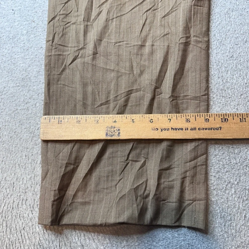 Jean Carlo Venetto Dress Pants Mens 29x29 Tan Pinstripe Pleated Slacks A0654